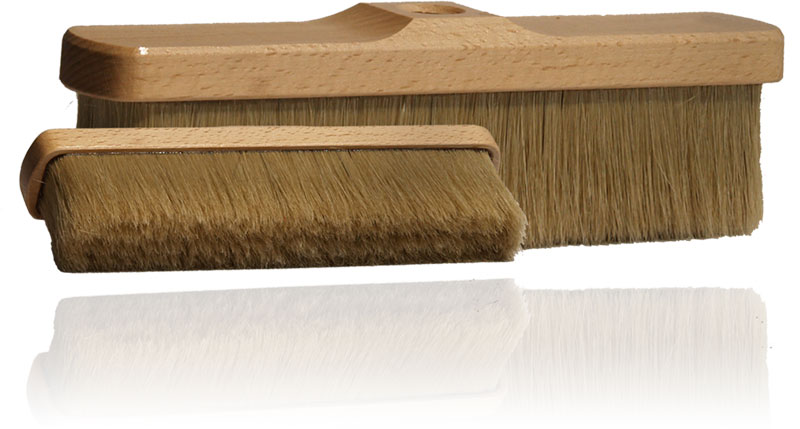 Sweeping brush bristles